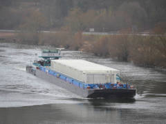 Schubschiff Edda und  Schubleichter Lastdrager 40 auf dem Neckar, 21.02.2017 - Foto: Bndnis CASTORfrei - Creative-Commons-Lizenz Namensnennung Nicht-Kommerziell 3.0