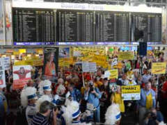 Montagsdemo gegen Fluglrm im Frankfurter Flughafen, 19.05.2014 - Foto: Walter Keber