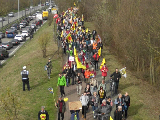 Anti-AKW-Demo in Heilbronn, 4.03.2017  - Foto: Klaus Schramm - Creative-Commons-Lizenz Namensnennung Nicht-Kommerziell 3.0