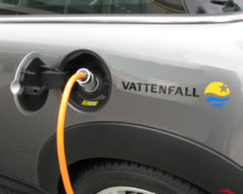 Elektro-Auto mit Strom von...