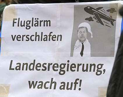 Ministerpräsident Kurt Beck und der Fluglärm