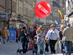 Luftballon Linkspartei - Collage: Samy - Creative-Commons-Lizenz Namensnennung Nicht-Kommerziell 3.0