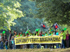 Menschenkette  Kerkwitz - Grabice, 23.08.14 - Foto: Fred Benkowsky