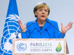 Bundeskanzlerin Angela Merkel auf COP21 - Foto: Paula Raymond - Creative-Commons-Lizenz Nicht-Kommerziell 3.0