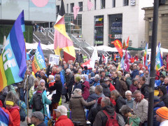 Ostermarsch, baden-württembergischer, Stuttgart, 8.04.23 - Foto: Klaus Schramm - Creative-Commons-Lizenz Namensnennung Nicht-Kommerziell 3.0